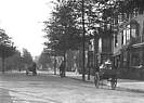 Dubbeldamseweg Zuid, net over de overweg, ca1925. 