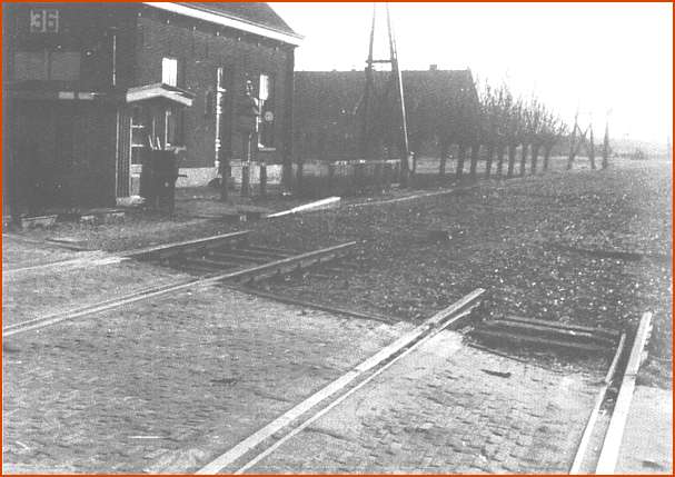 Dubbeldamseweg Zuid, 2de overweg, mei 1940.